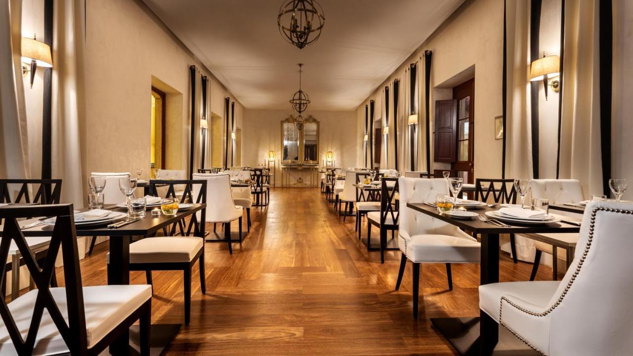 Pousada Palacio De Estoi - Small Luxury Hotels Of The World Exterior foto The restaurant