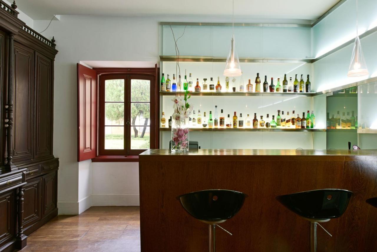 Pousada Palacio De Estoi - Small Luxury Hotels Of The World Exterior foto The bar at the 18th-century villa