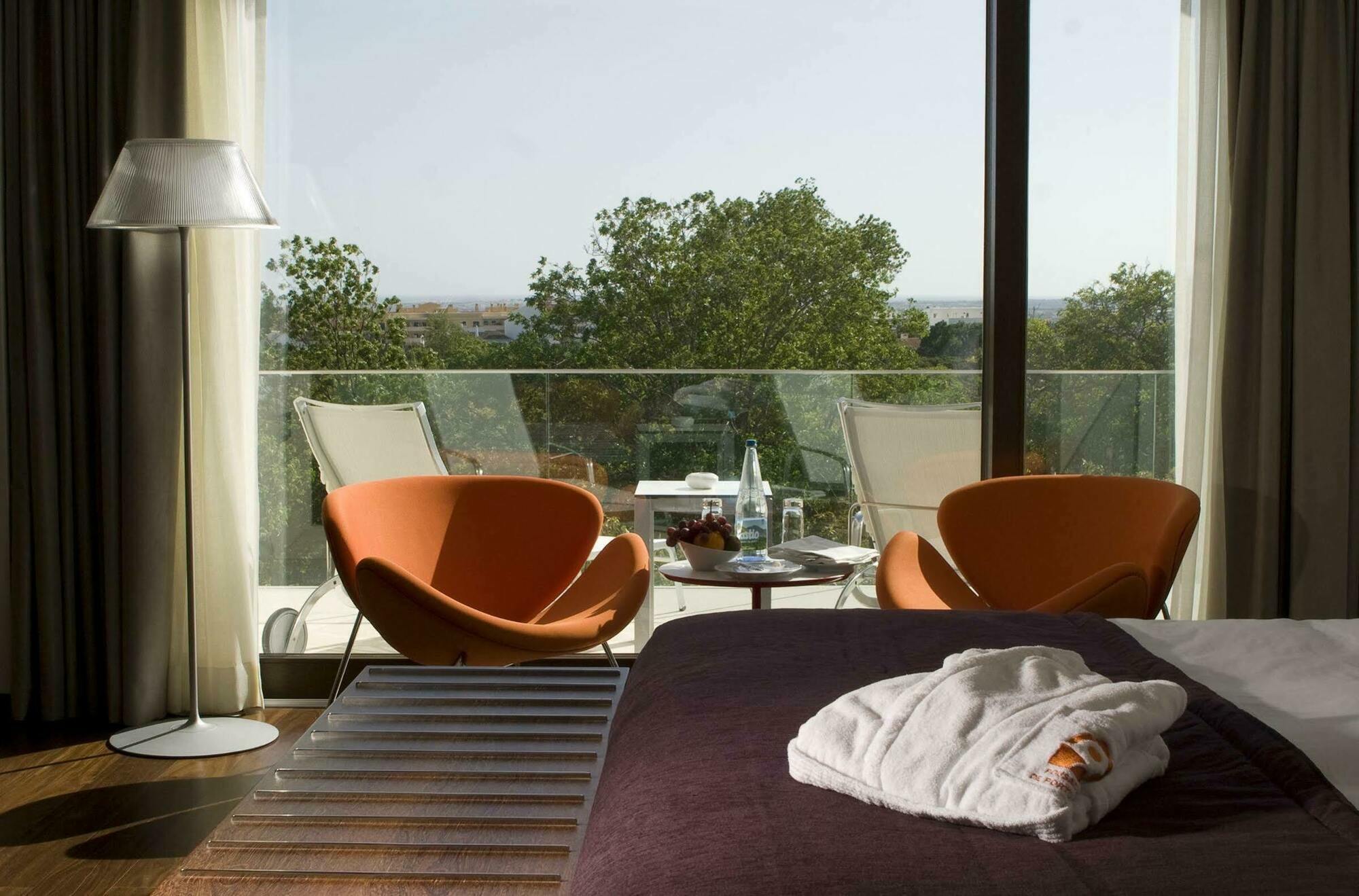Pousada Palacio De Estoi - Small Luxury Hotels Of The World Exterior foto A room at the hotel